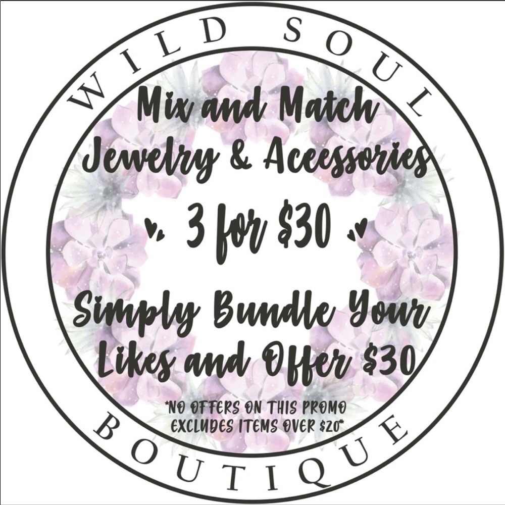 • Mae • Drop Star Chain Earrings - Picture 4 of 4